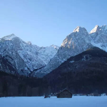 With 2 Bedrooms Mittenwald